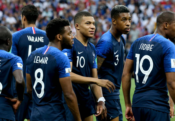 觉得冷漠 觉得冷漠