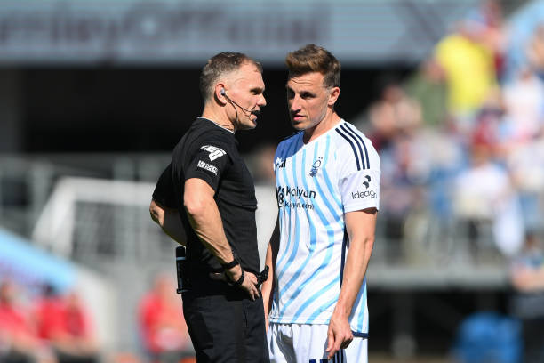 巴西后卫丹 巴西后卫丹