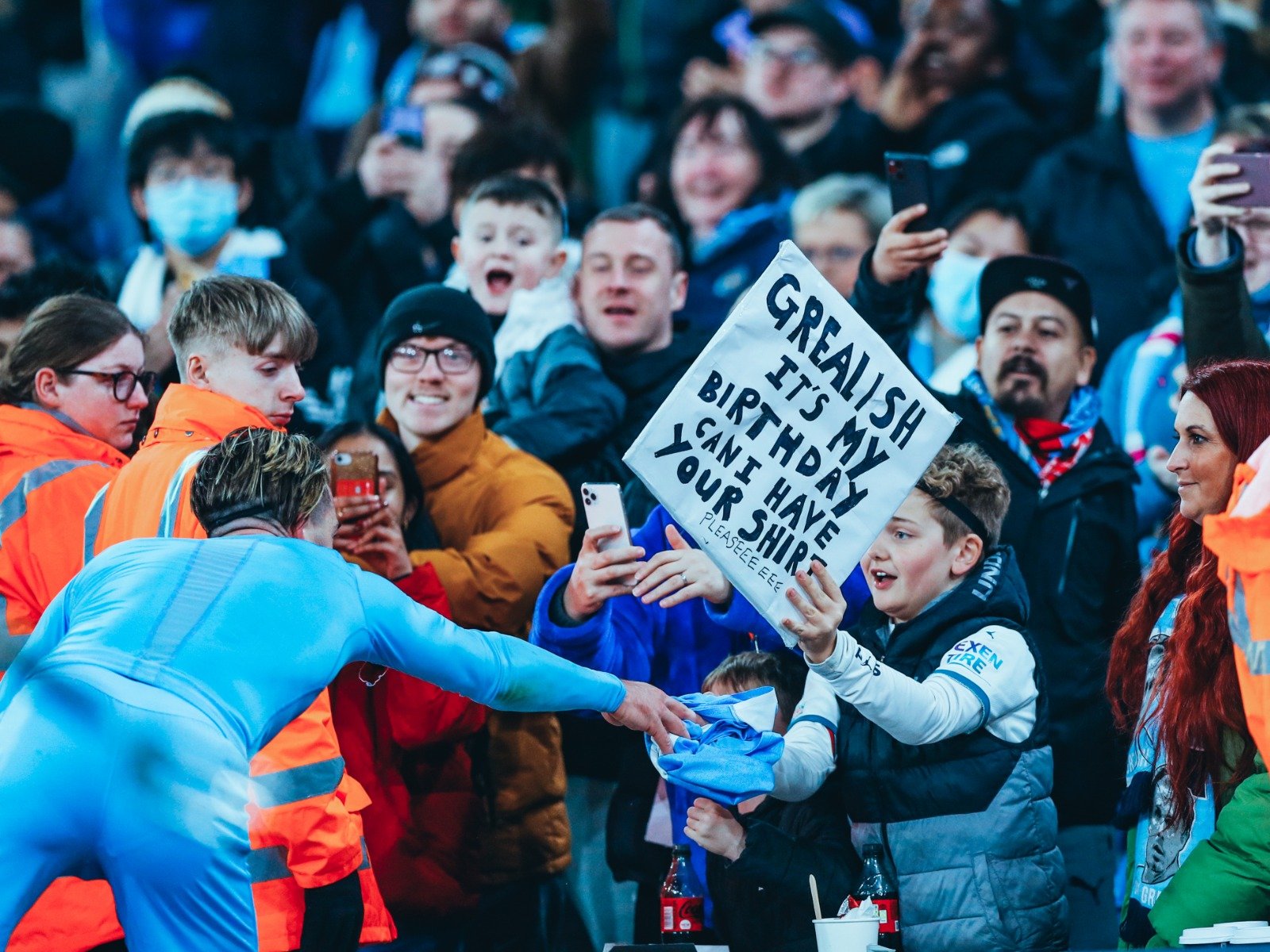 还是在险峻 还是在险峻